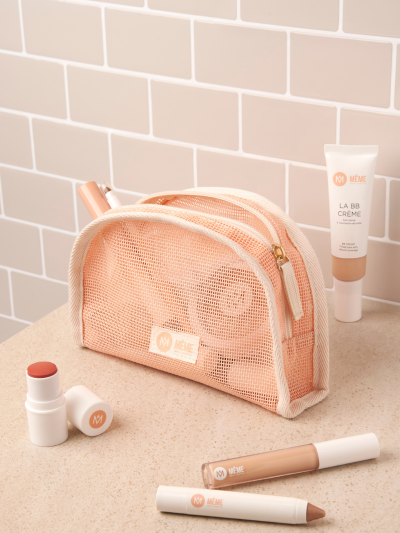 A free Makeup bag